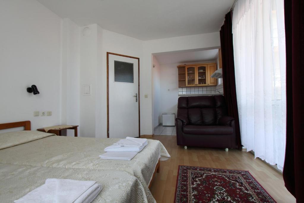 Family Hotel Verona Σωζόπολη Δωμάτιο φωτογραφία