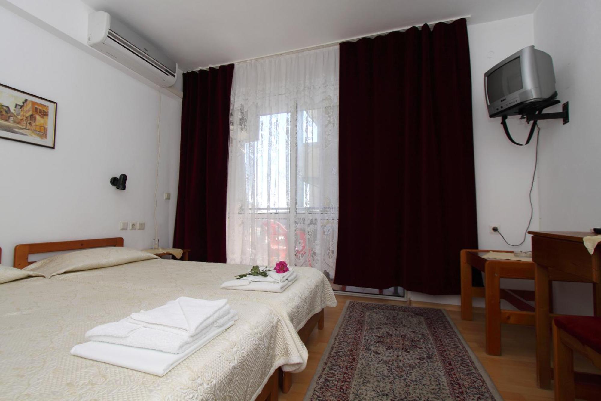 Family Hotel Verona Σωζόπολη Εξωτερικό φωτογραφία