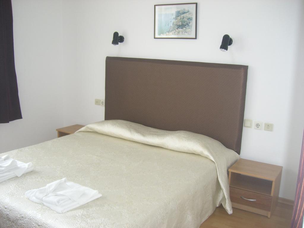 Family Hotel Verona Σωζόπολη Δωμάτιο φωτογραφία